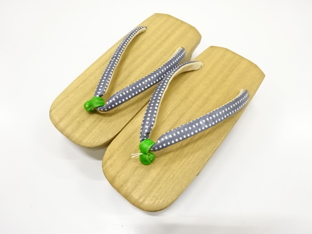 リサイクル・アンティーク着物販売：Shinei